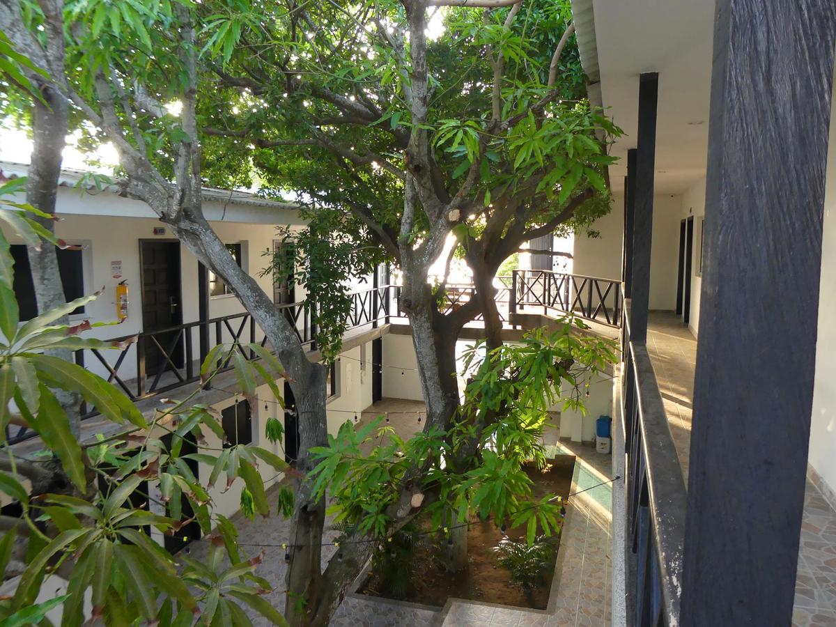Hotel El Emigrante Puerto Colombia Exterior foto